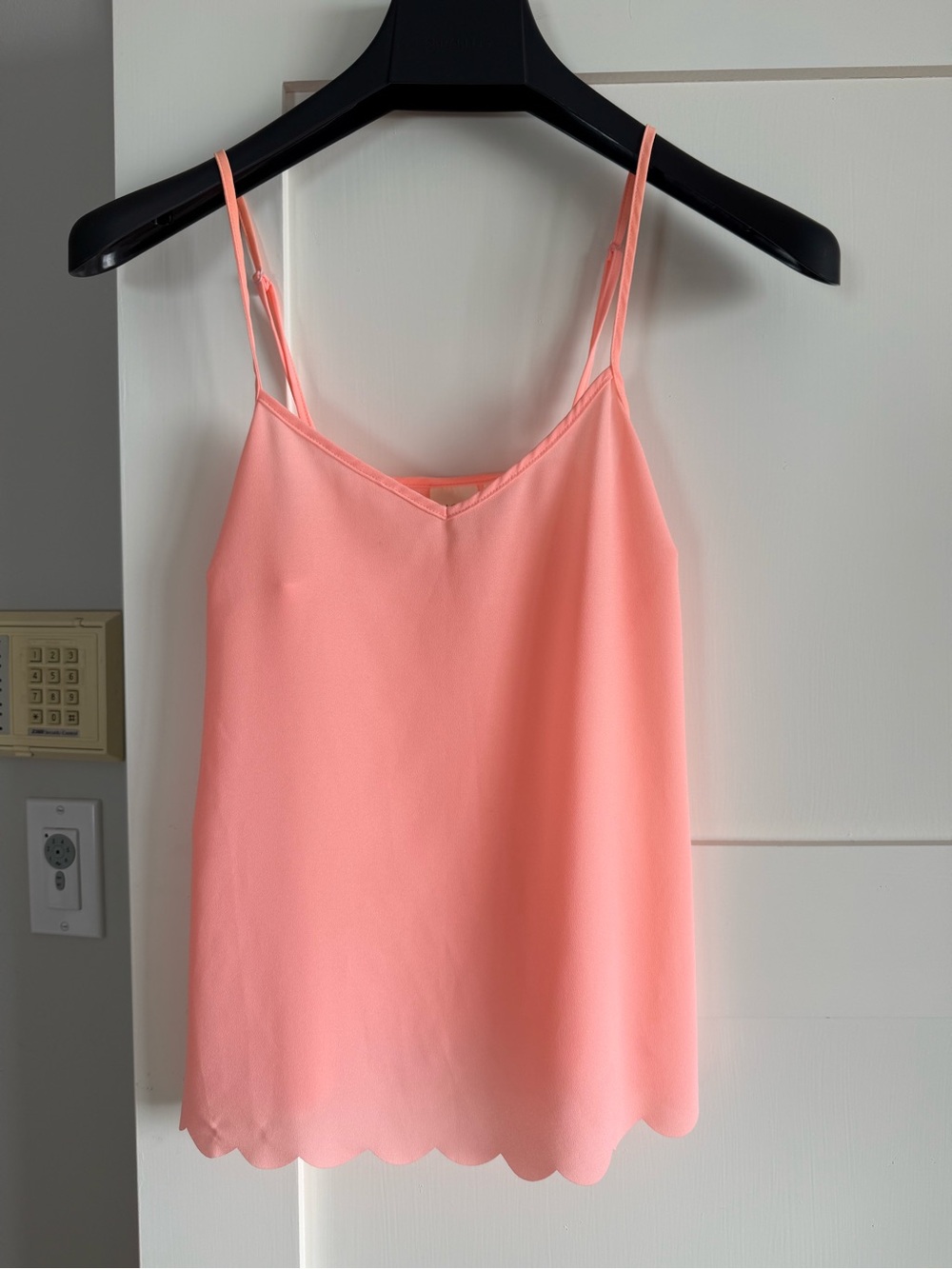 Anthro Women's Coral Scallop-Hem Cami Tank Top